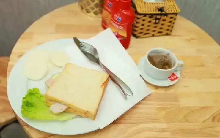 Ханой: Thuc at 3am