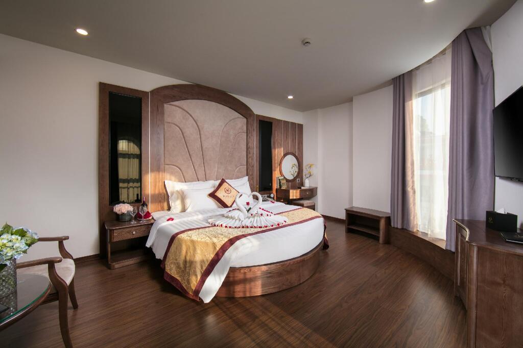 Халонг: Halios Hotel Halong