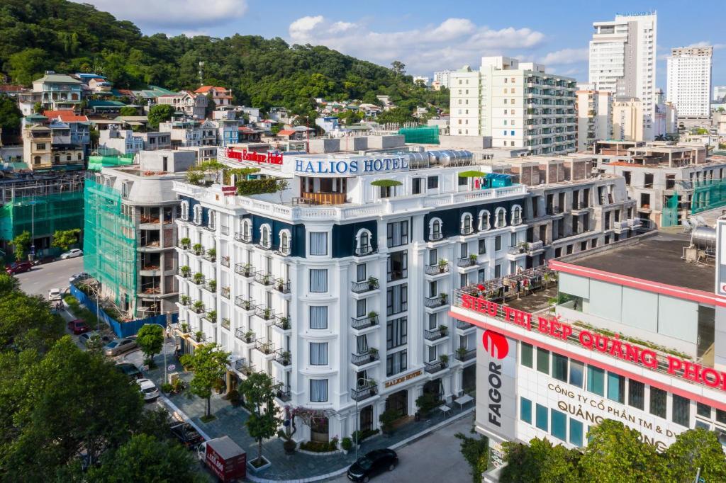 Халонг: Halios Hotel Halong