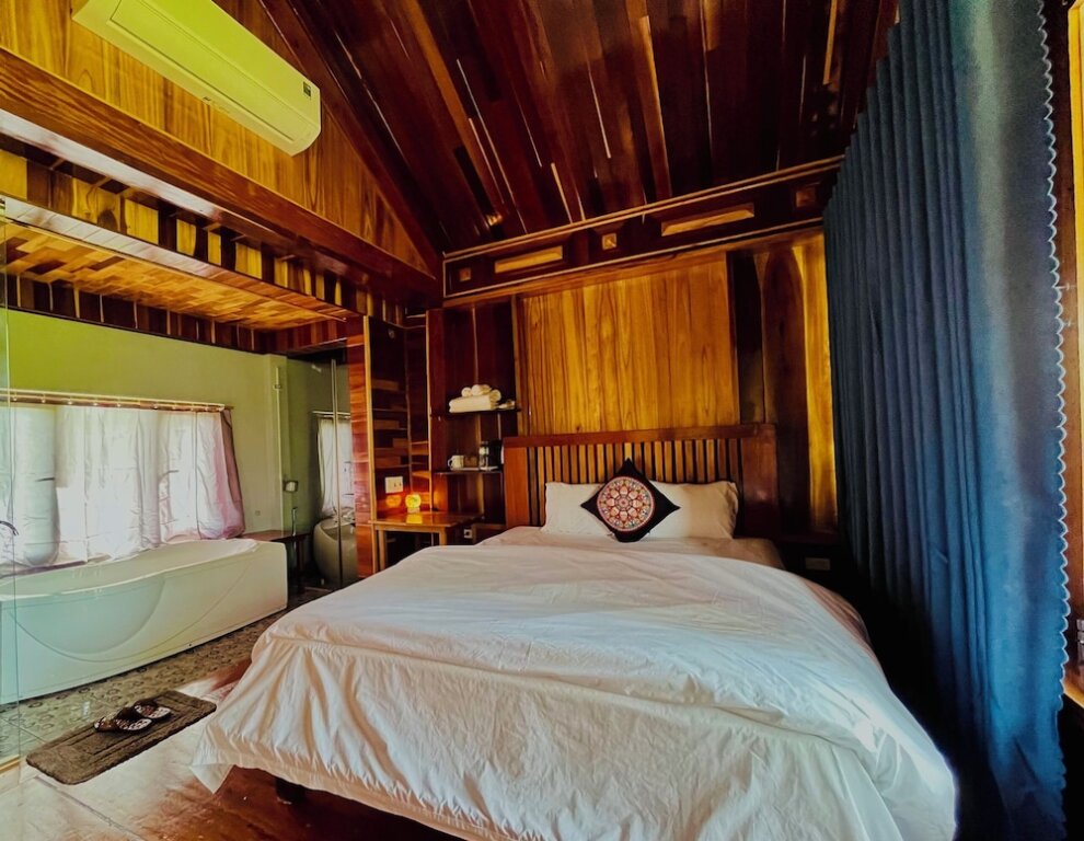 Фонг Ня: Phong Nha Mountain House