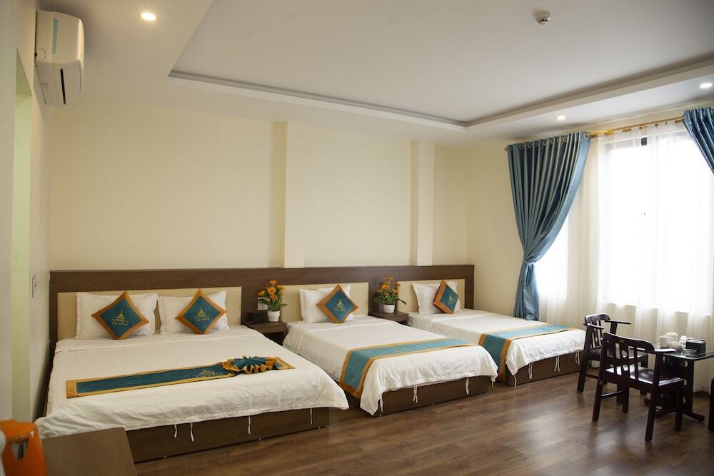 Лаокай: city hotel