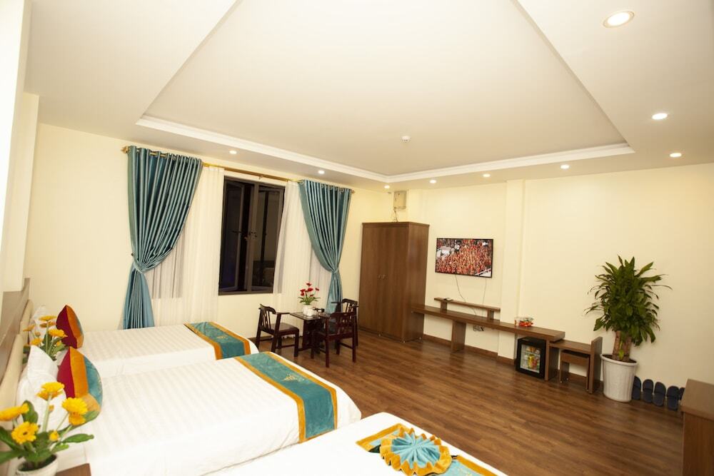 Лаокай: city hotel