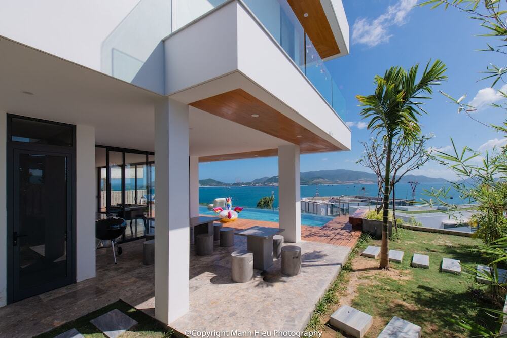Нячанг: Casa Blanca Villas
