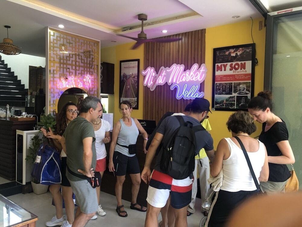 Хойан: The Night Market Villa