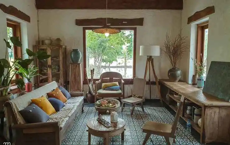 Зявьен: Maison Que