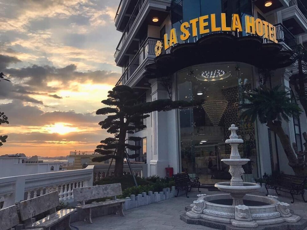 Халонг: La Stella Hotel