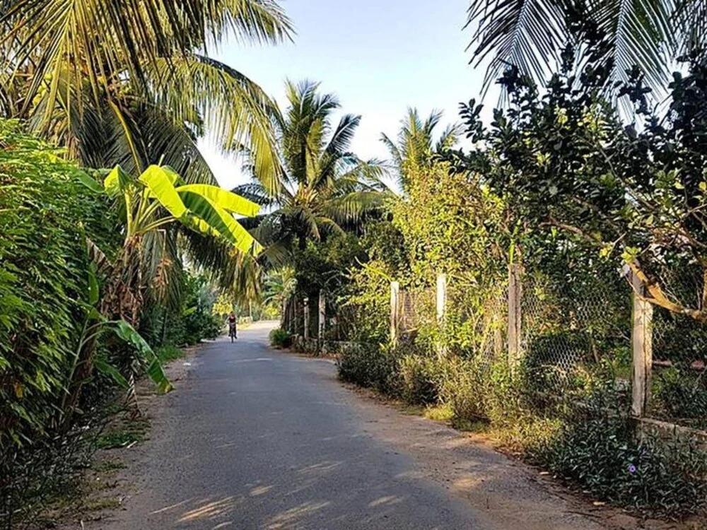 Бенче: Peaceful Homestay in the Middle of Fruit Garden - Room With Public Restroom