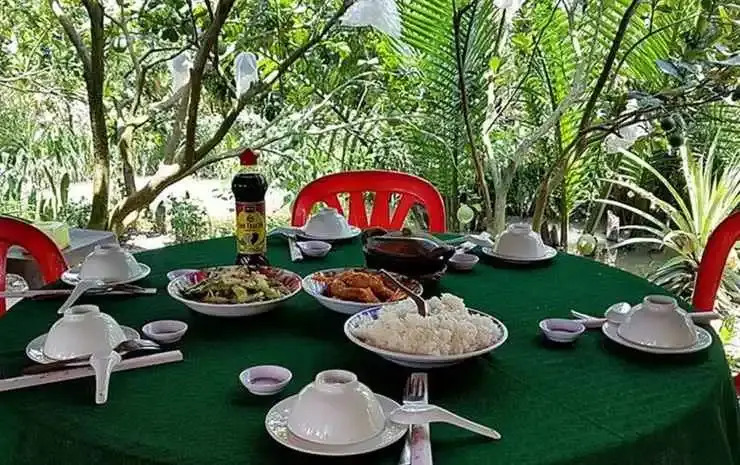 Бенче: Peaceful Homestay in the Middle of Fruit Garden - Rooms With Private Toilets