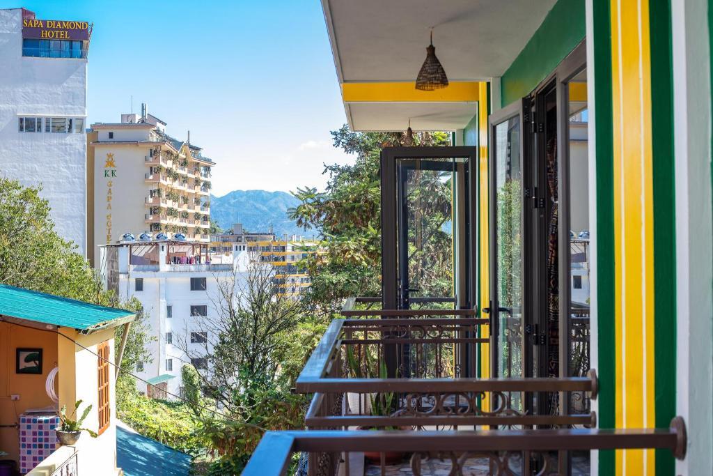 Шапа: Mega View Homestay