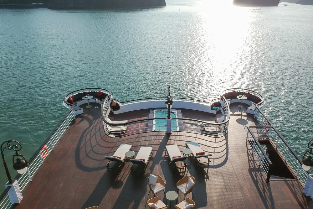 Халонг: Ambassador Cruise Halong Bay