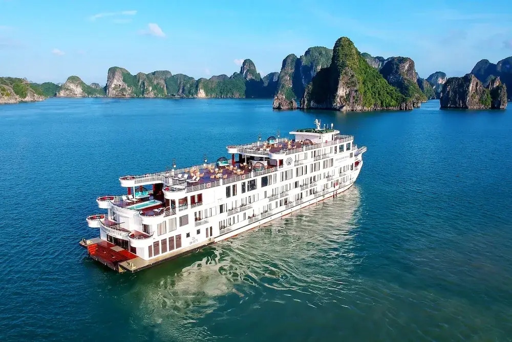 Халонг: Ambassador Cruise Halong Bay