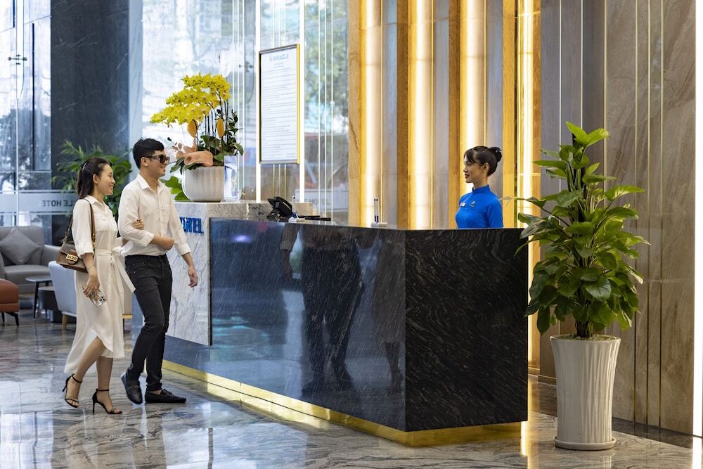 Miracle Luxury Hotel — фото 1