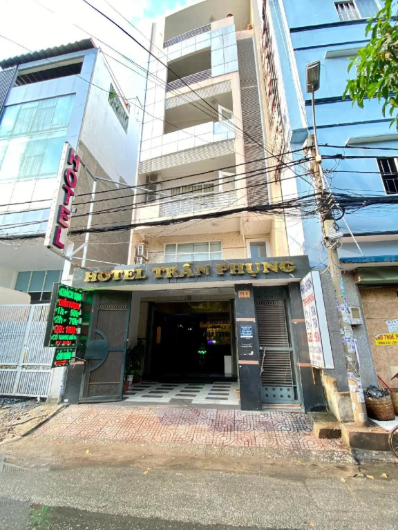 Tran Phung Hotel — фото 6