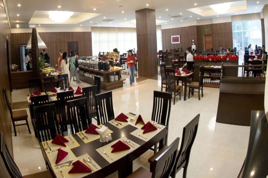 Буонматхуот: Elephants Hotel Buon Ma Thuot