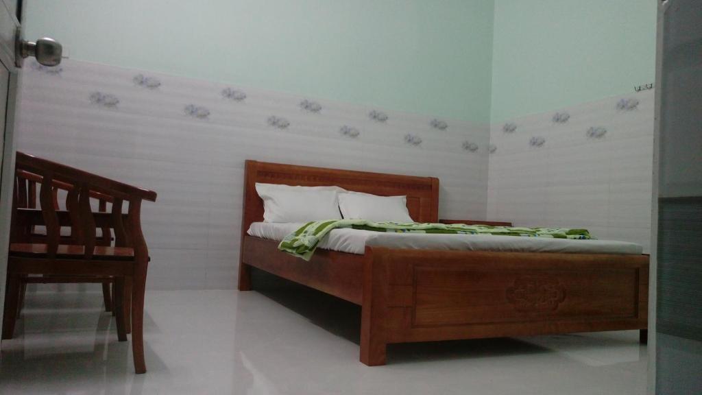 Фанранг - Тап Чам: Motel Trường Phúc