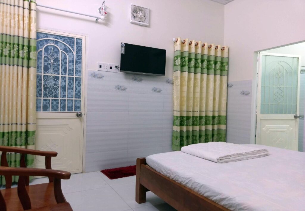 Фанранг - Тап Чам: Motel Trường Phúc