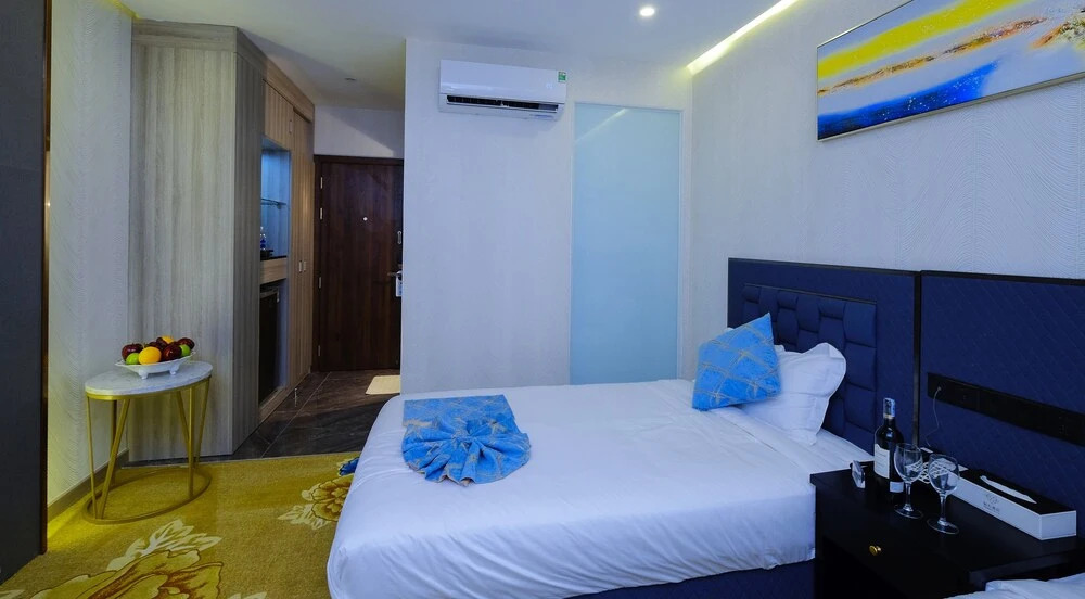Тхузаумот: Diamond Hotel