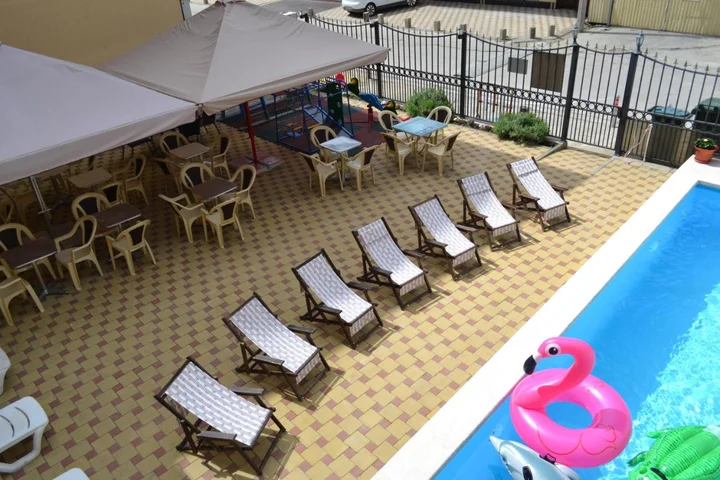 Анапа: Volga Guesthouse