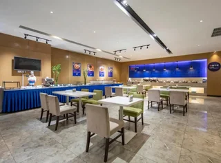 Шанхай: Holiday Inn Express Shanghai New Jinqiao by IHG