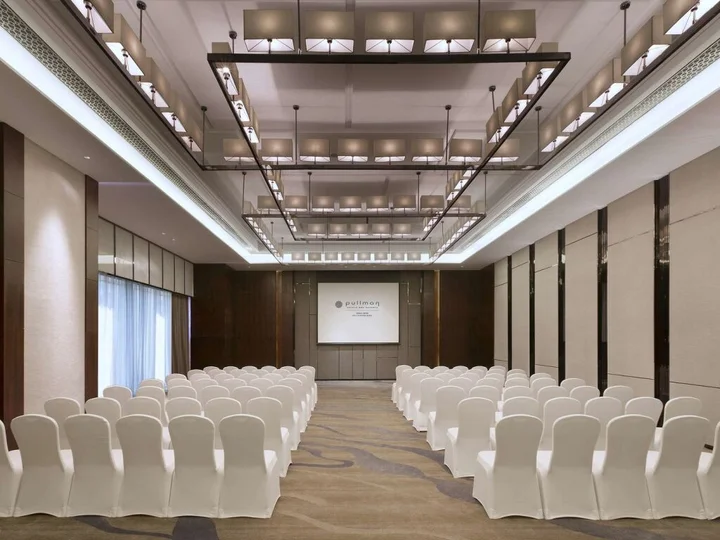 Яньтай: Pullman Yantai Center