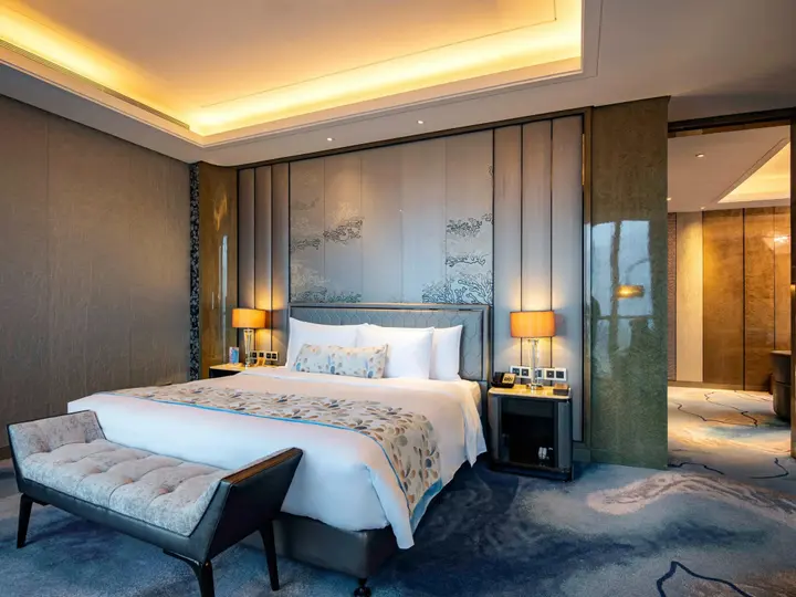 Яньтай: Pullman Yantai Center