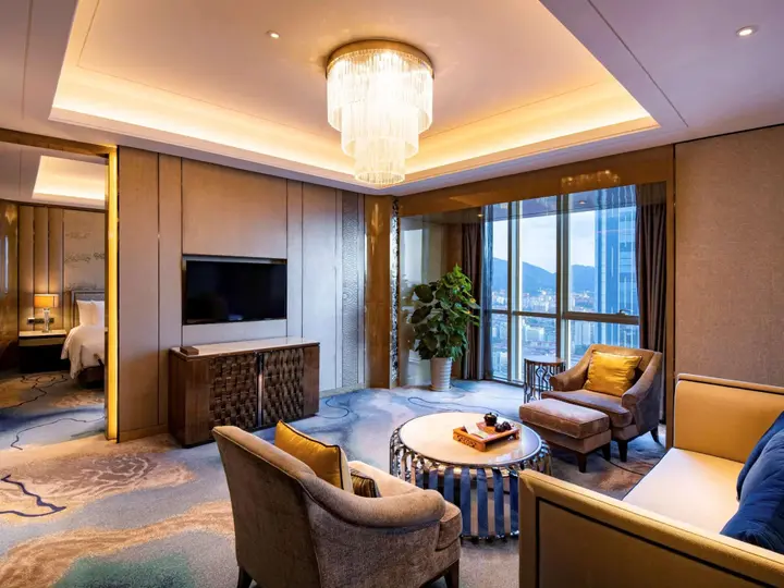 Яньтай: Pullman Yantai Center
