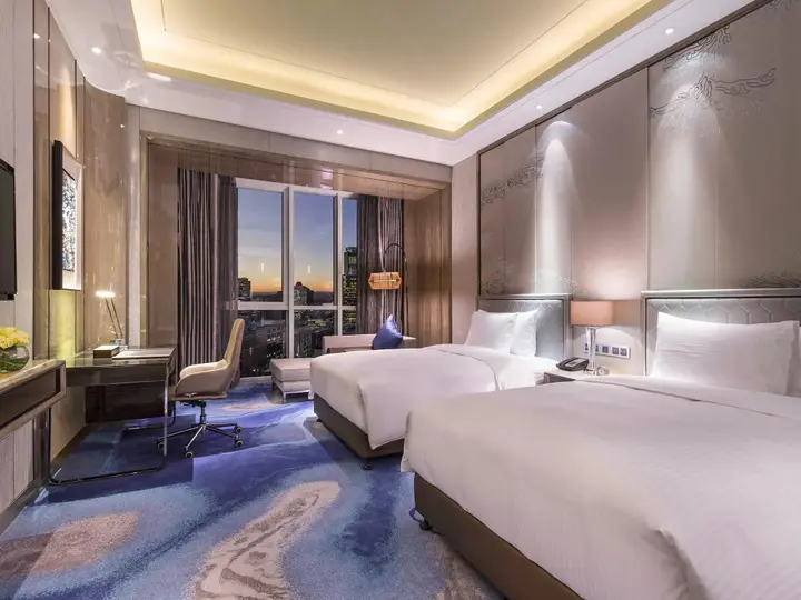 Яньтай: Pullman Yantai Center