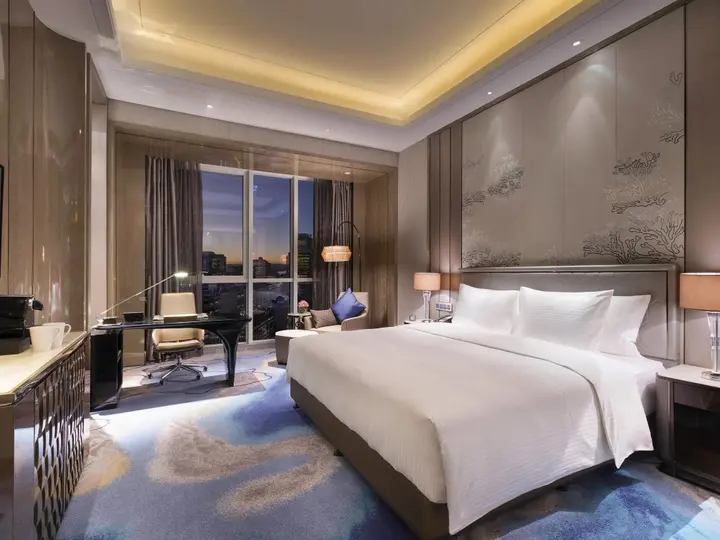 Яньтай: Pullman Yantai Center