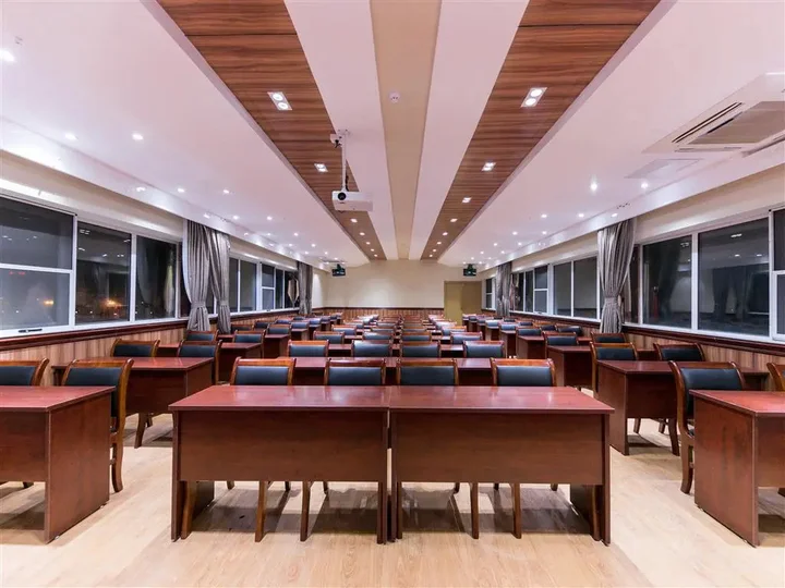 Наньтун: ibis Nantong Qingnian