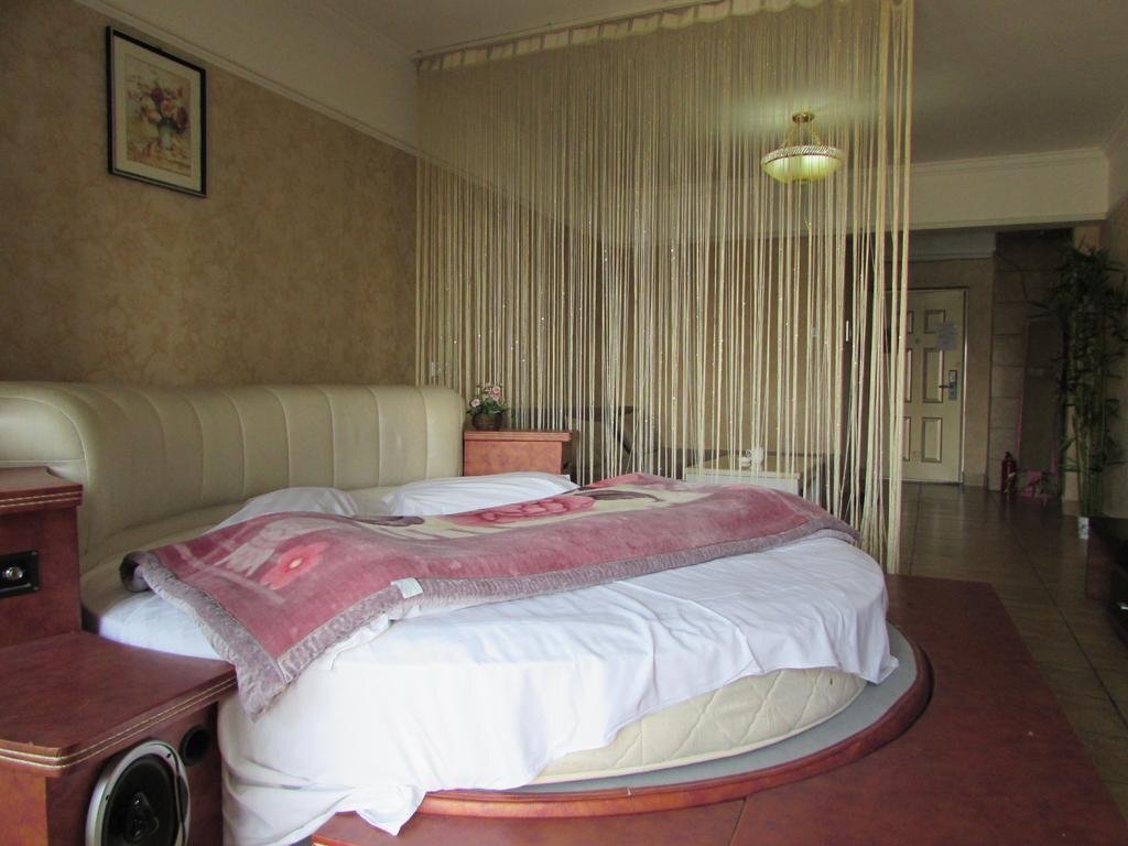 Kunming Zhuo Mei Ya Hotel — фото 1