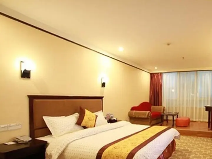 Чжухай: Jin Yu Hotel (Zhuhai Gongbei Port Pedestrian Street)