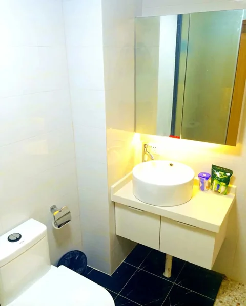 Чжухай: Lizhou Hotel (Gongbei Port Light Rail Station)