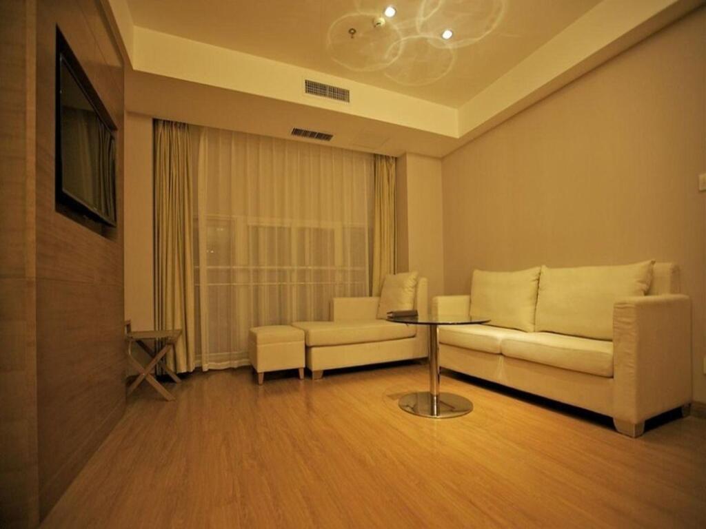 Ухань: JI Hotel Wuhan Guanggu Plaza