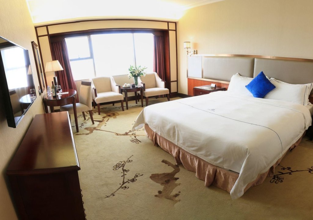 Шэньчжэнь: Junyi Hotel
