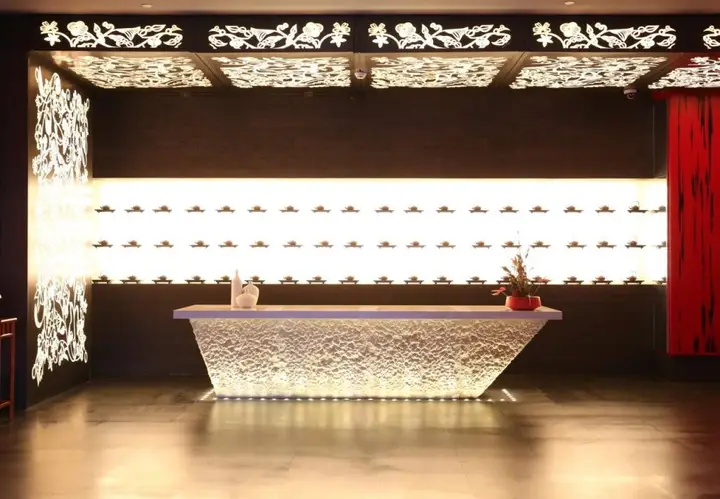 carousel image 5