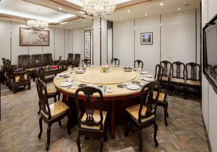 Гуйлинь: Elephant Trunk Hill Hotel