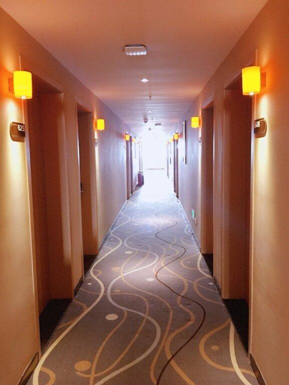Чунцин: 7 Days Inn Chongqing Liangjiang New Area Yuzui