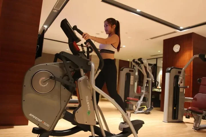 Янгиианг: HUALUXE Hotels & Resorts Yangjiang City Center by IHG