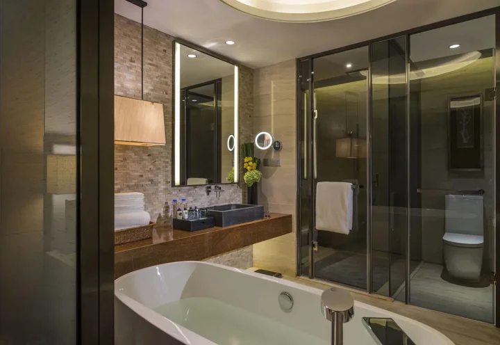 Янгиианг: HUALUXE Hotels & Resorts Yangjiang City Center by IHG