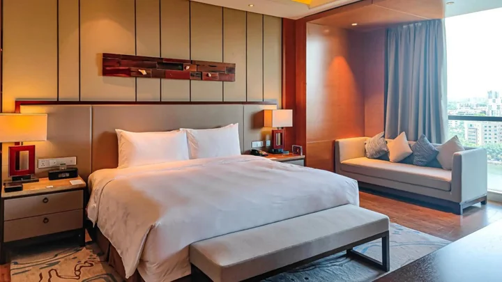 Янгиианг: HUALUXE Hotels & Resorts Yangjiang City Center by IHG