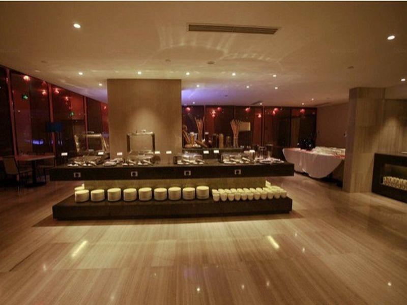 Чэнду: Holiday Inn Express Dujiangyan Downtown