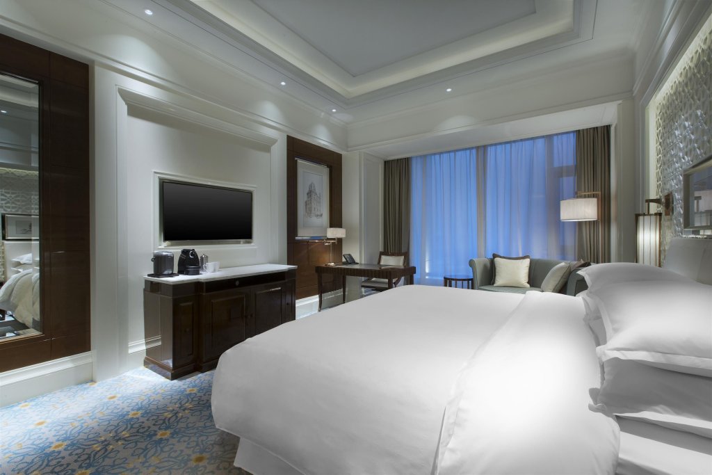 Ухань: Sheraton Grand Wuhan Hankou Hotel