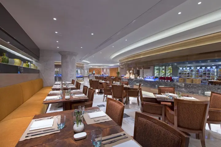 Ухань: Sheraton Grand Wuhan Hankou Hotel