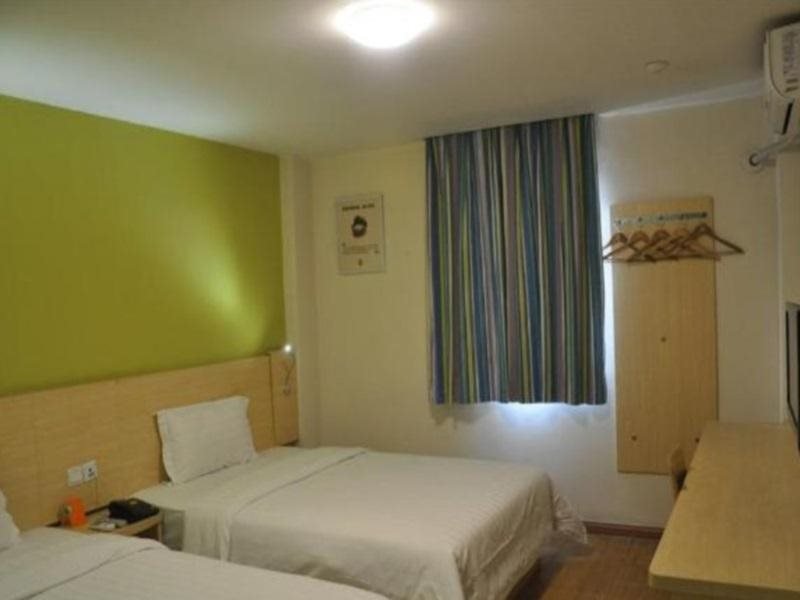 Чэнду: 7Days Inn Chengdu North Train Station Wukuaishi