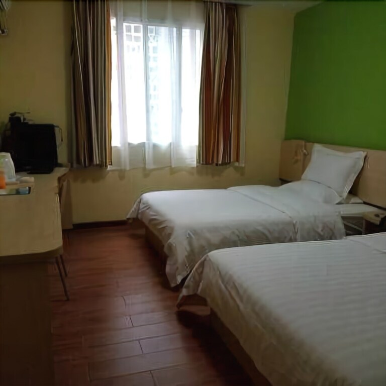 Чунцин: 7 Days Inn Chongqing Wanzhou Gaosuntang Branch
