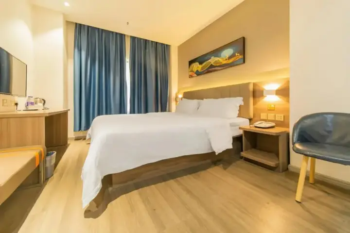 Чэнду: 7 Days Inn Yulin