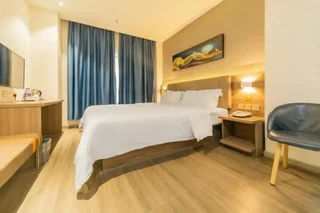 Чэнду: 7 Days Inn Yulin