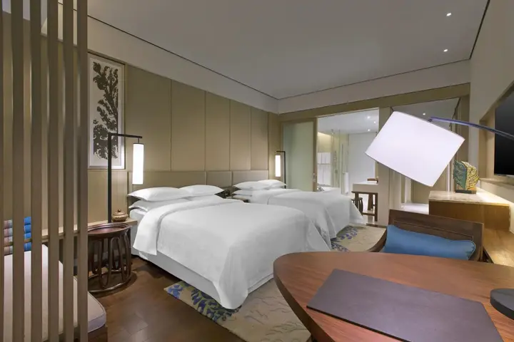 Цзинхун: Sheraton Grand Xishuangbanna Hotel