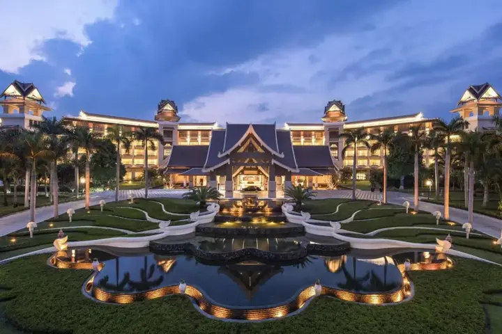 Цзинхун: Sheraton Grand Xishuangbanna Hotel