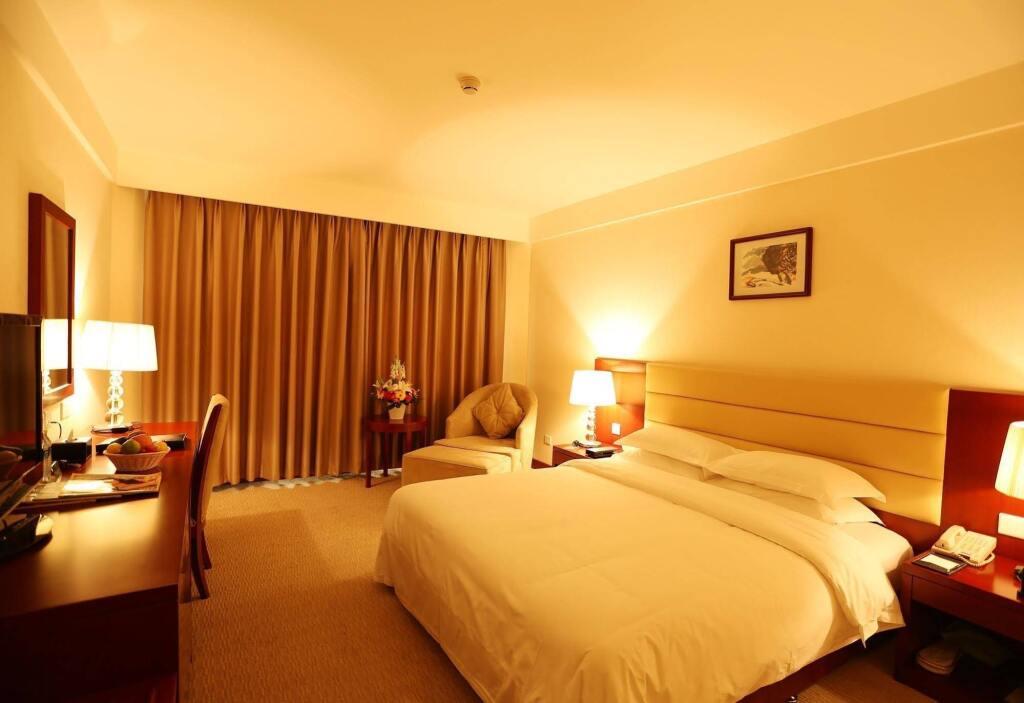 Пекин: China Great Hall Hotel